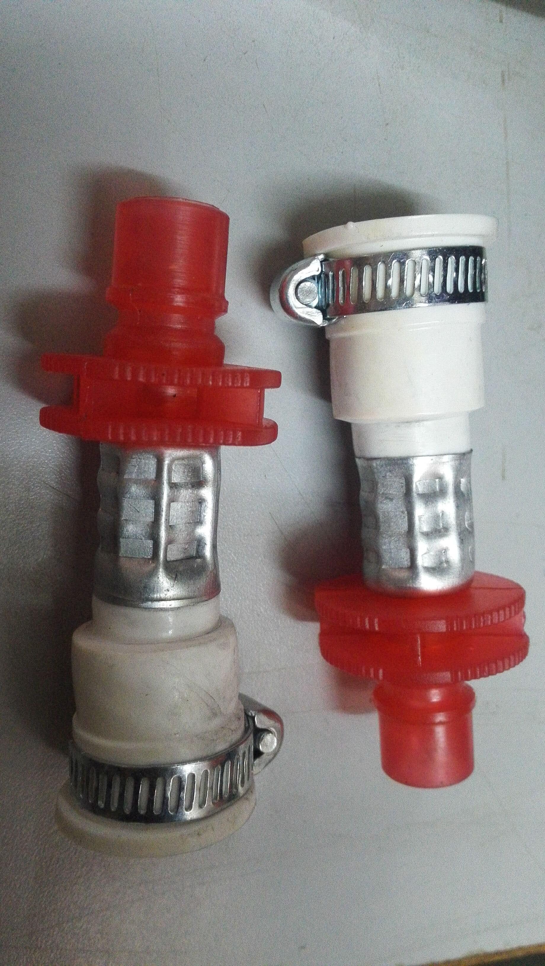 Tap Adaptor 1screw Clip Long White Rubber
