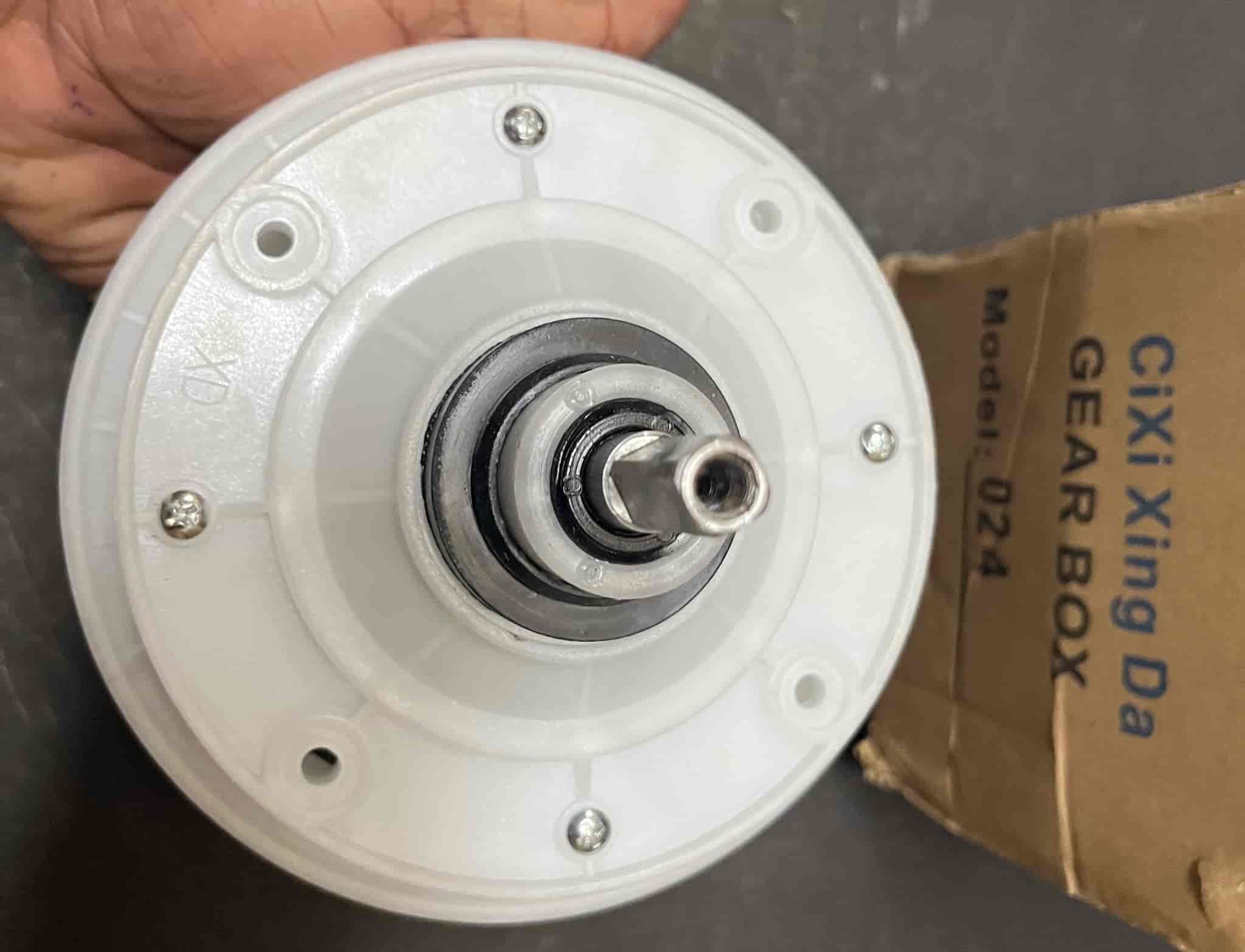 Gear Box 4hole Sqr Vc XingDa 32mm XD024
