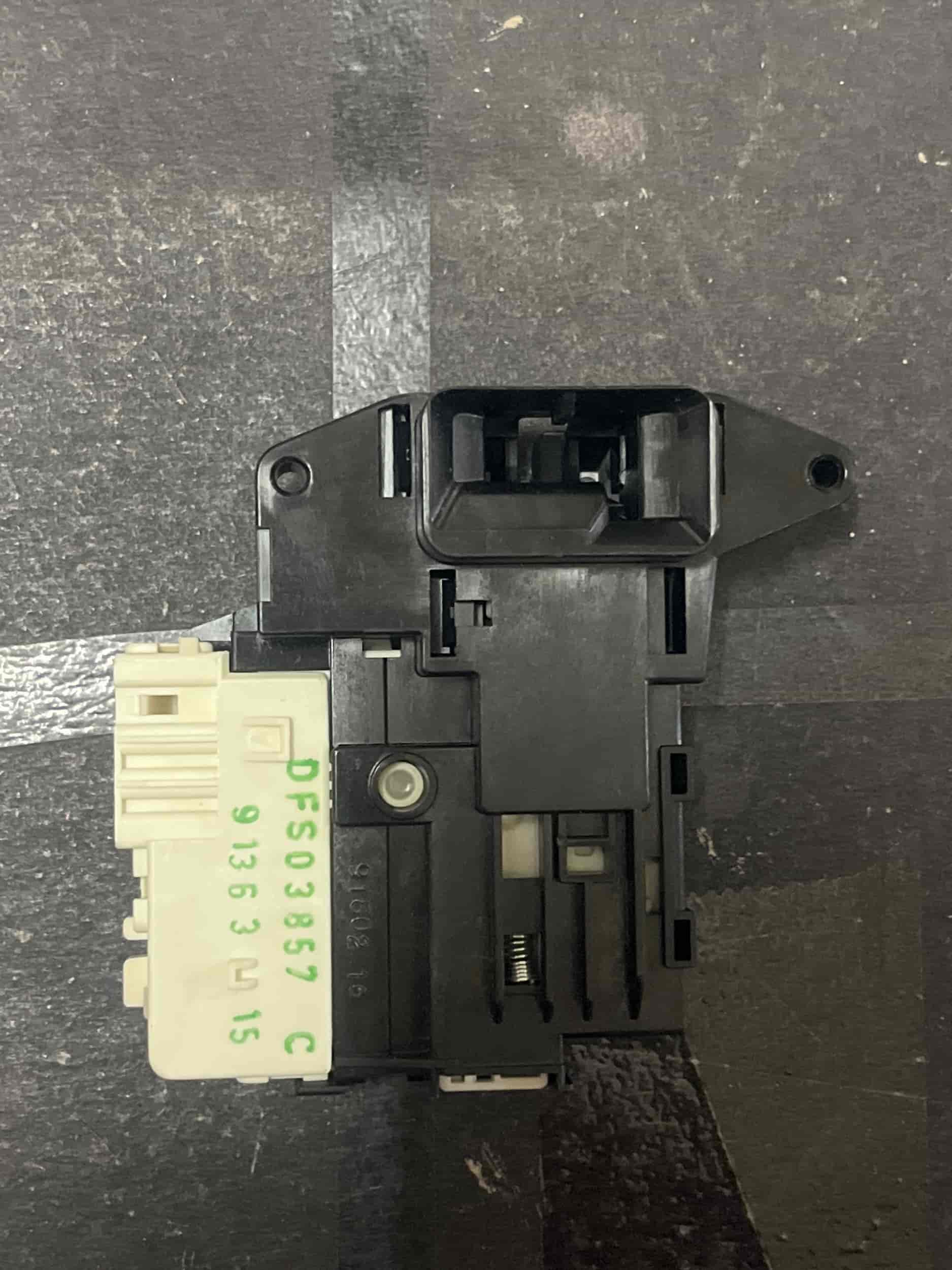 Door Lock Switch Lgv 4pin Black & White 22305139